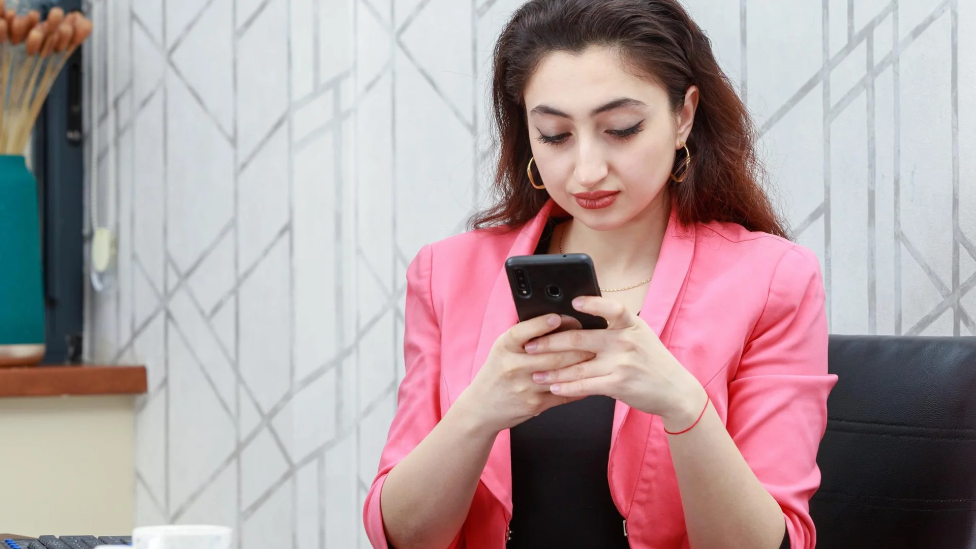 Cómo utilizar el marketing digital en tiempos de guerra y crisis energética